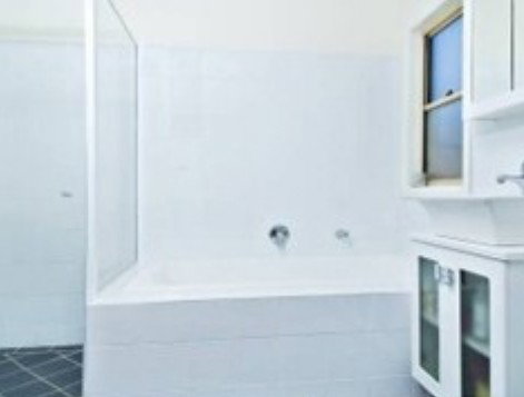 A Beach House Near Manly Two - Perth Resorts 2