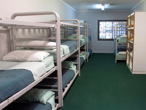 Cables Lodge Accommodation - Accommodation Perth 5