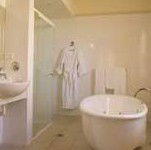 Amazing Country Escapes - Five Frogs - Accommodation Perth 4