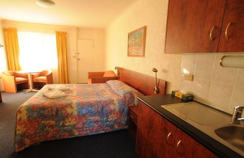 Amber Court Coonabarabran - Accommodation Perth 5