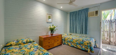 Hi-Way Units Motel - Accommodation Perth 2