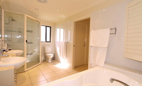 Ocean Paradise Holiday House - Accommodation Perth 1