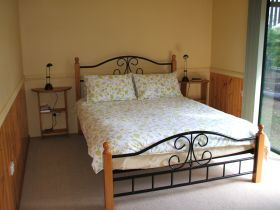 Bungadoo Country Cottage - Accommodation Perth 2