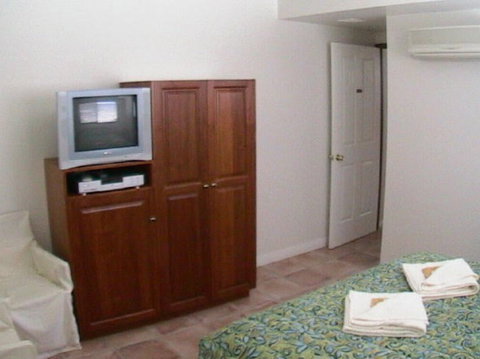 R & R @ Woodgate Beach - Perth Resorts 1