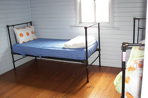 Emu's Beach Resort - Accommodation Perth 3