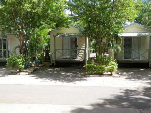Emerald Cabin And Caravan Village - Accommodation Perth 2