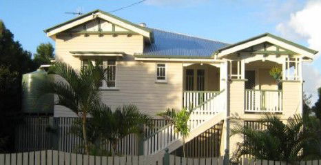 Eco Queenslander Holiday Home And B&B - Accommodation Perth 0