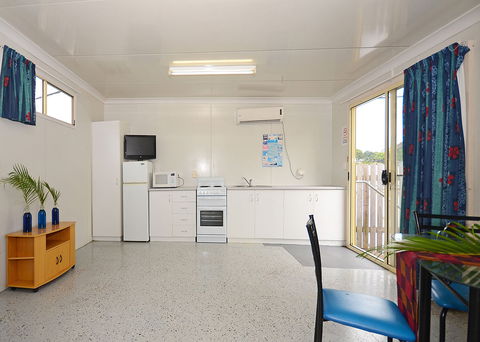 Ned Kellys Motel - Accommodation Perth 3