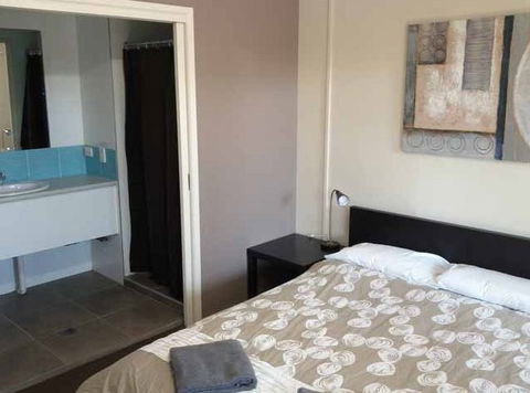 Flashpackers Hervey Bay - Accommodation Perth 3