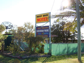 Rest Easi Motel - Accommodation Perth 0