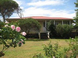 Hope Cottage Country Retreat At Assmanshausen Winery - Accommodation Perth 4