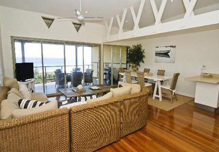 Claytons On Cylinder Beach Front Apartments - Accommodation Perth 1