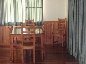 Pineview - Holiday Home - Perth Resorts 0