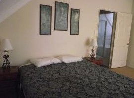 Aliana - Holiday Home - Accommodation Perth 0