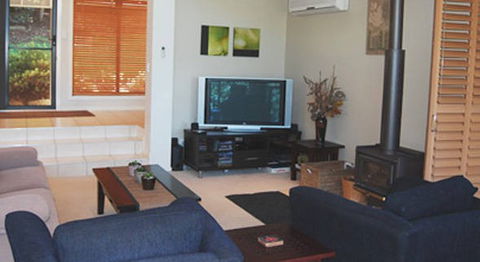 Ravensbourne Escape Silverwood Lodge - Accommodation Perth 2