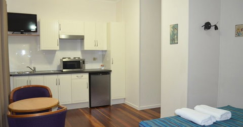 La Costa Motel - Accommodation Perth 1