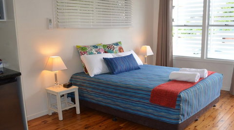 La Costa Motel - Accommodation Perth 2