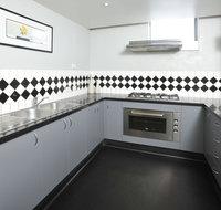 Sleep and Go Hotel Preston - Perth Resorts