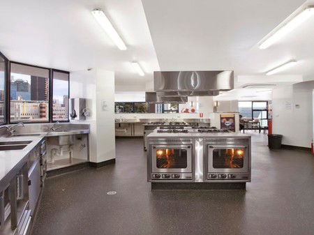 Space Hotel - Perth Resorts 3