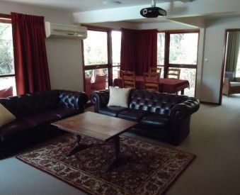 Fairy Wren Lodge Bed & Breakfast - Accommodation Perth 2