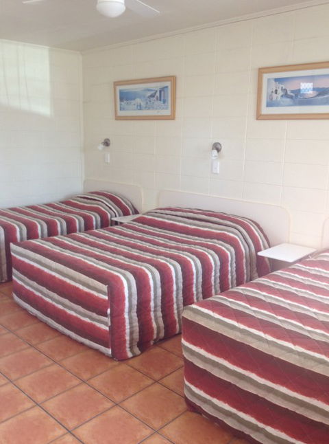 Sunburst Motel - Accommodation Perth 3