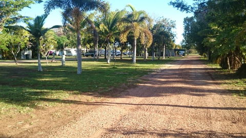 Barcaldine Tourist Park - Accommodation Perth 4