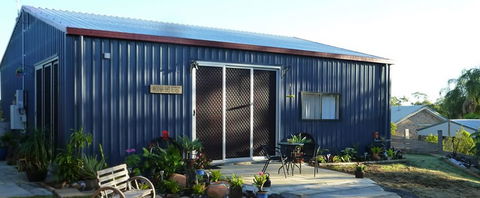 Awoonga Shed Retreat - Accommodation Perth 0