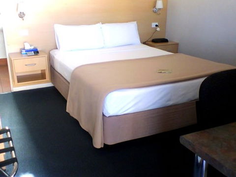 Ayrline Motel - Accommodation Perth 0
