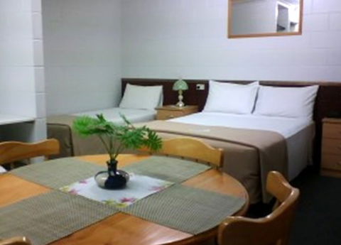 Ayrline Motel - Accommodation Perth 1