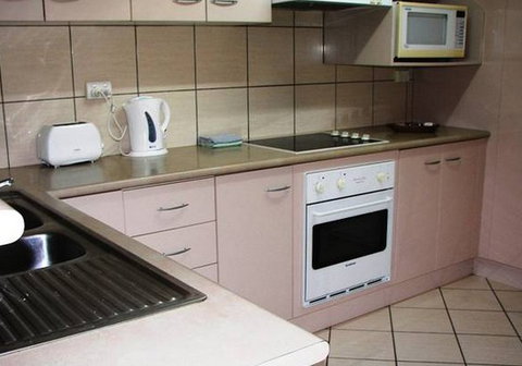 Champagne Apartments - Accommodation Perth 2