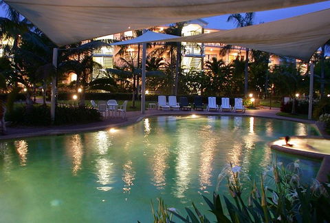 Australis Cairns Beach Resort - Accommodation Perth 1