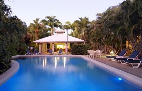 Comfort Suites Trinity Beach Club - Accommodation Perth 0
