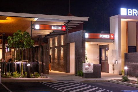 Browns Plains Hotel - Accommodation Perth 1