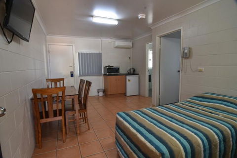 Billabong Motor Inn - Accommodation Perth 16