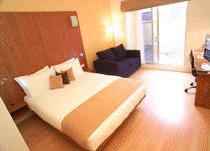 Ramada Encore - Accommodation Perth 2
