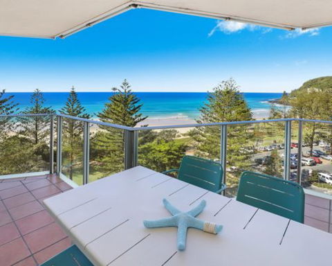 Pacific Regis Beachfront Apartments - Accommodation Perth 7