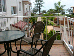 Burleigh Point Apartments - Accommodation Perth 1