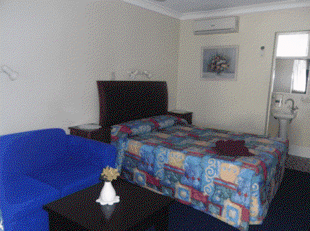 Bells Motel - Accommodation Perth 3