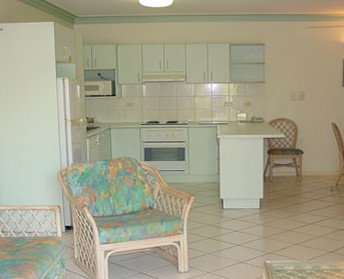 Koala Court Holiday Apartments - Accommodation Perth 2