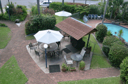 Grangewood Court Holiday Apartments - Accommodation Perth 2