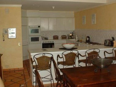 Sanctuary Cove Villas - Accommodation Perth 5