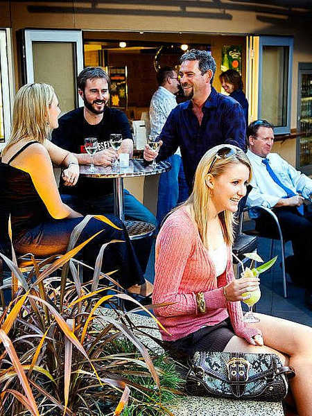 Morphett Arms Hotel - Accommodation Perth 0
