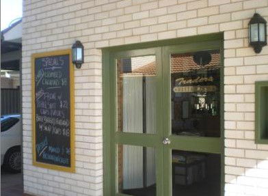 Tamworth Motor Inn - Accommodation Perth 3
