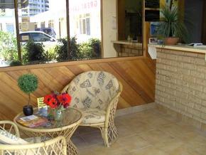 Great Lakes Motor Inn - Accommodation Perth 1