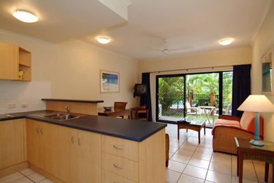 Comfort Inn & Suites Trinity Beach Club - Accommodation Perth 4