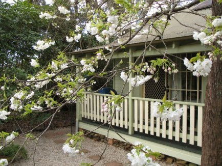 Harrow Cottages - Accommodation Perth 0