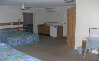 Sandcastle Motel - Accommodation Perth 0