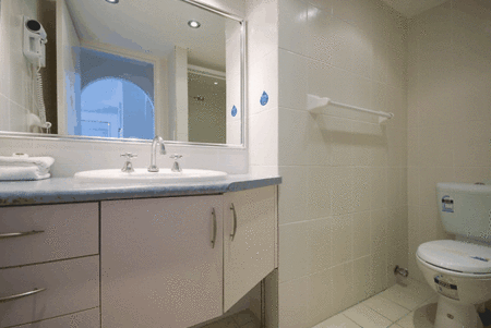 Olympus Apartments - Accommodation Perth 2