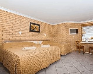 Potshot Hotel Resort - thumb 0