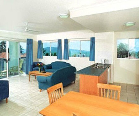 Ocean Breeze By The Strand - Accommodation Perth 1